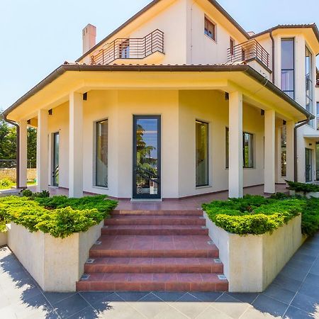 Apartments Villa Yoyo Štinjan Eksteriør billede