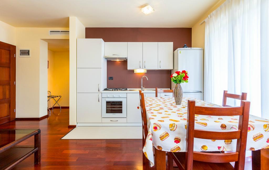Apartments Villa Yoyo Štinjan Eksteriør billede