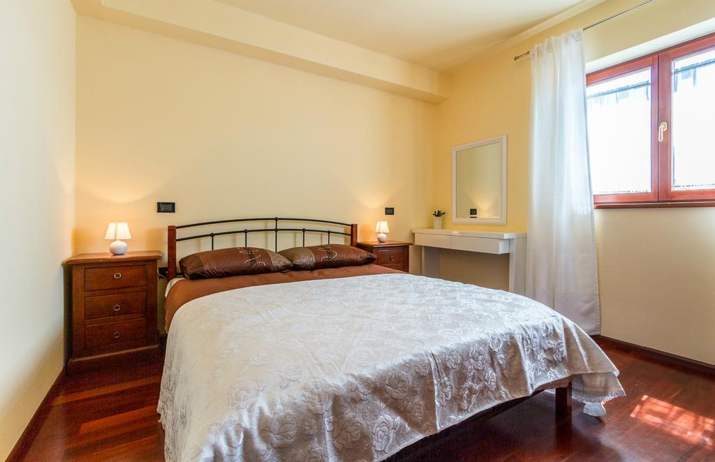 Apartments Villa Yoyo Štinjan Eksteriør billede