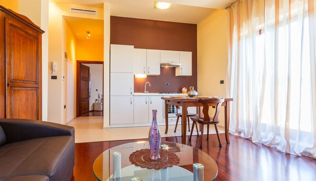 Apartments Villa Yoyo Štinjan Eksteriør billede