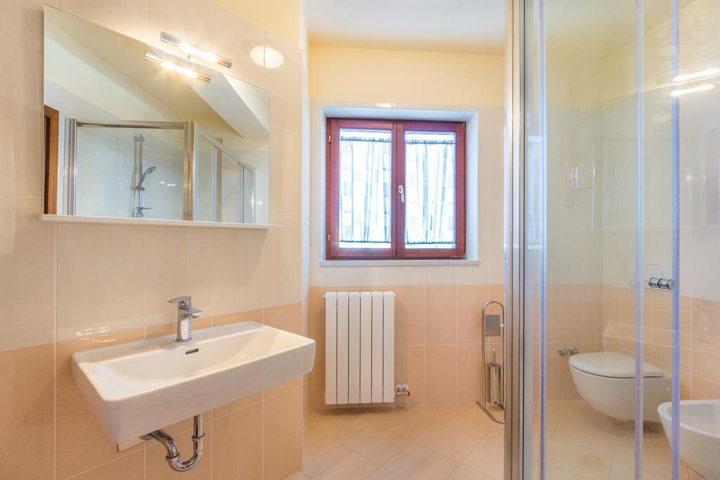 Apartments Villa Yoyo Štinjan Eksteriør billede