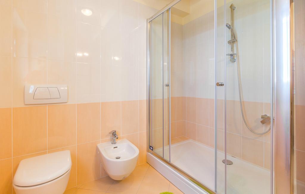 Apartments Villa Yoyo Štinjan Eksteriør billede